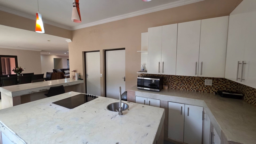 4 Bedroom Property for Sale in Broederstroom North West